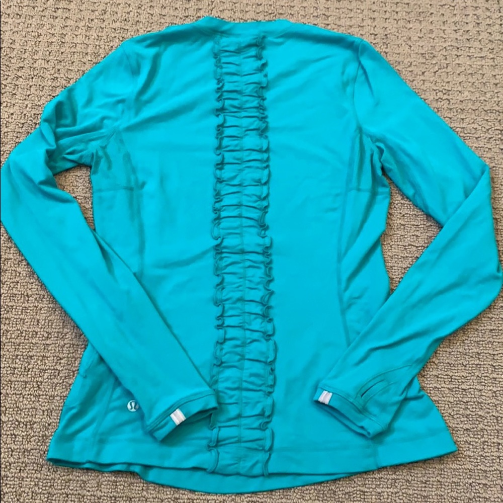 Lulu lemon training top